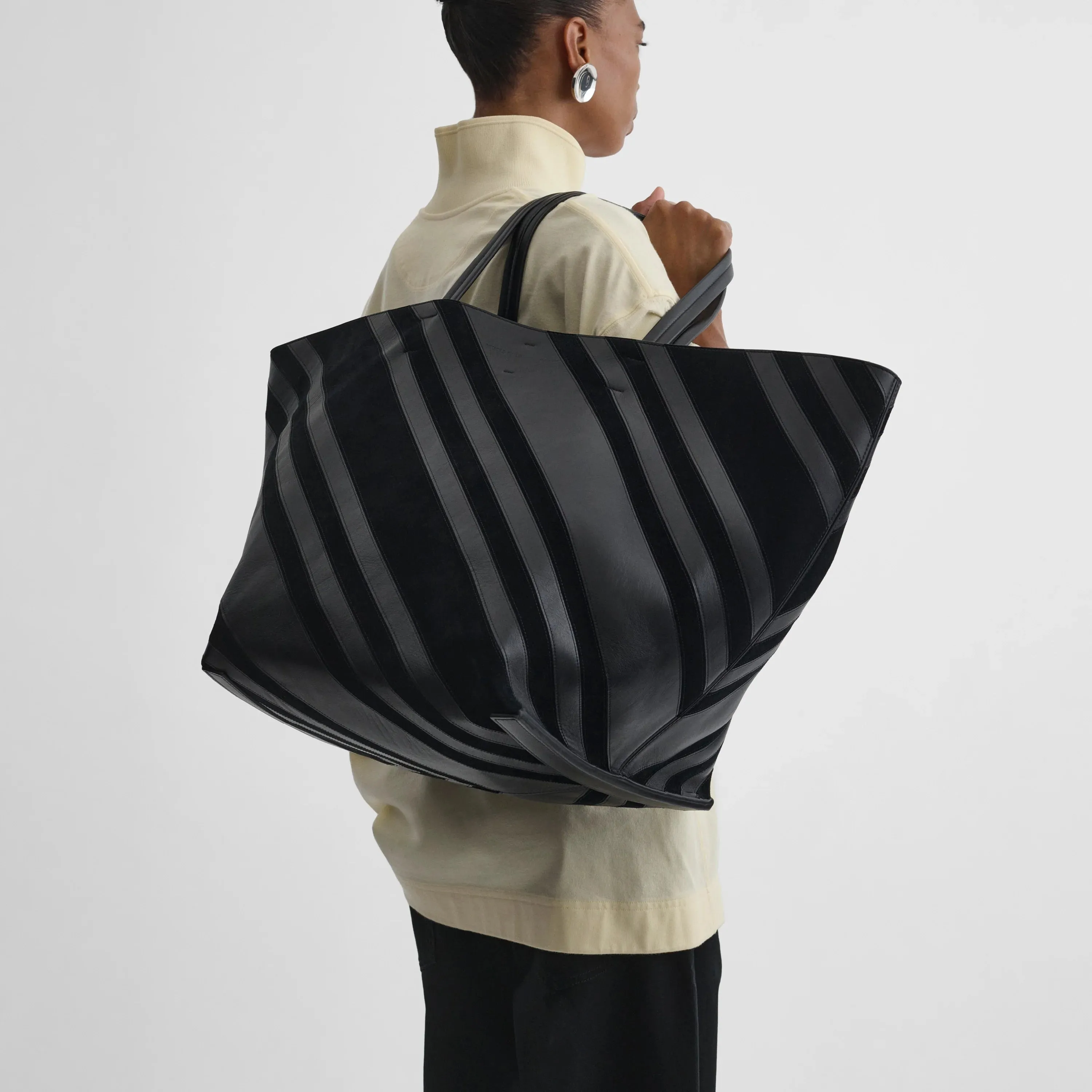 BASKET CABAS | black leather and suede with silver