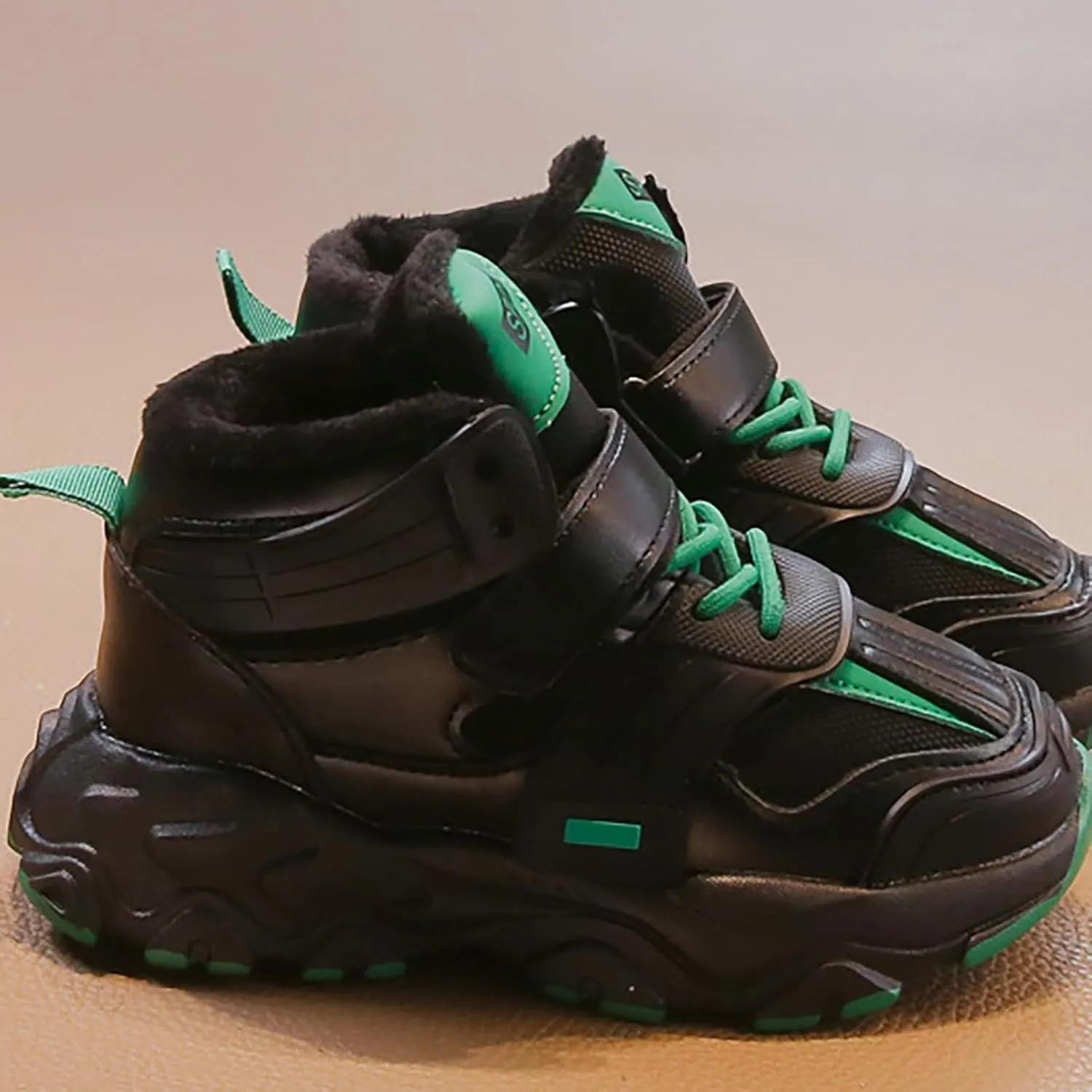Boys Girls Sneakers Mesh Sports Shoes Breathable Lightweight Running Shoes for Kids Fashion Athletic Casual Shoes