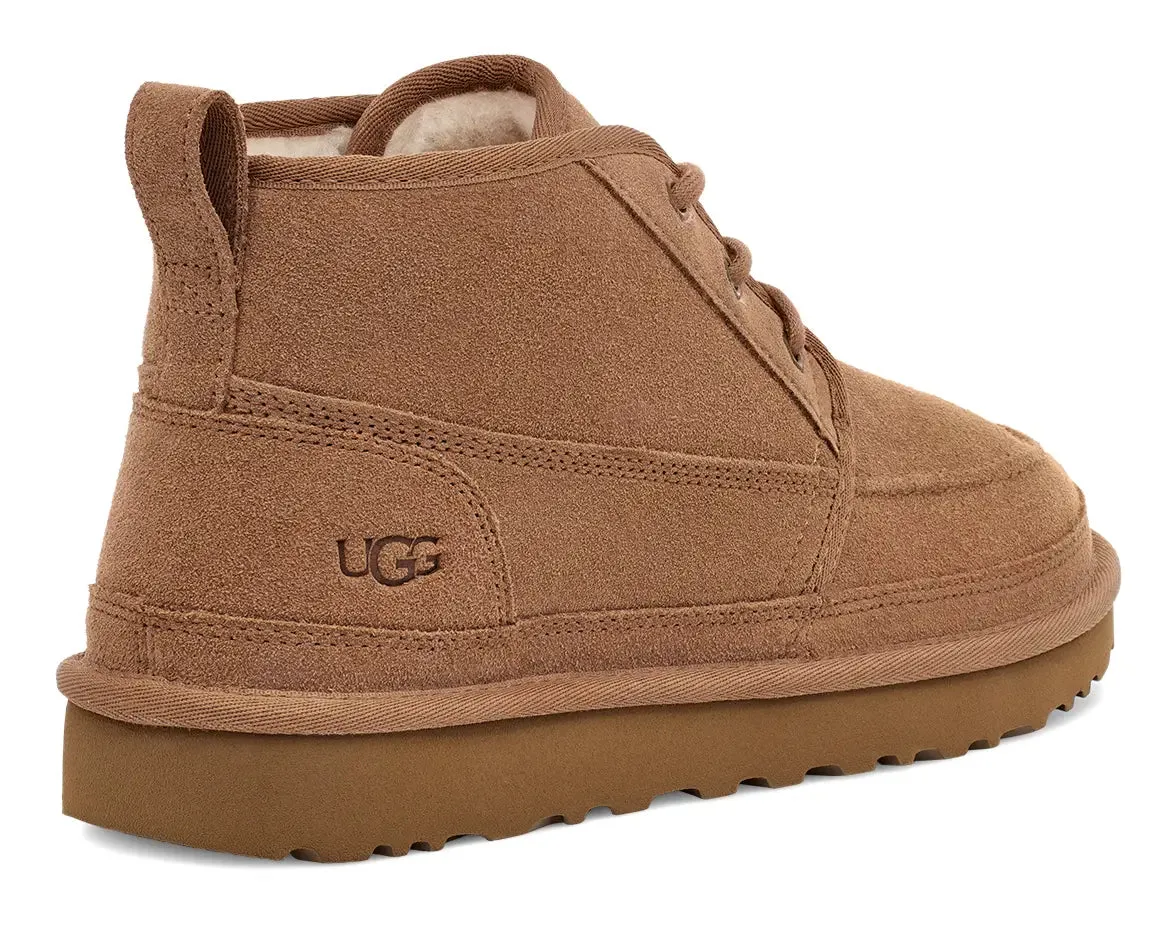 Mens UGG Neumel Moc  A Classic Chukka with Moccasin-Inspired Style