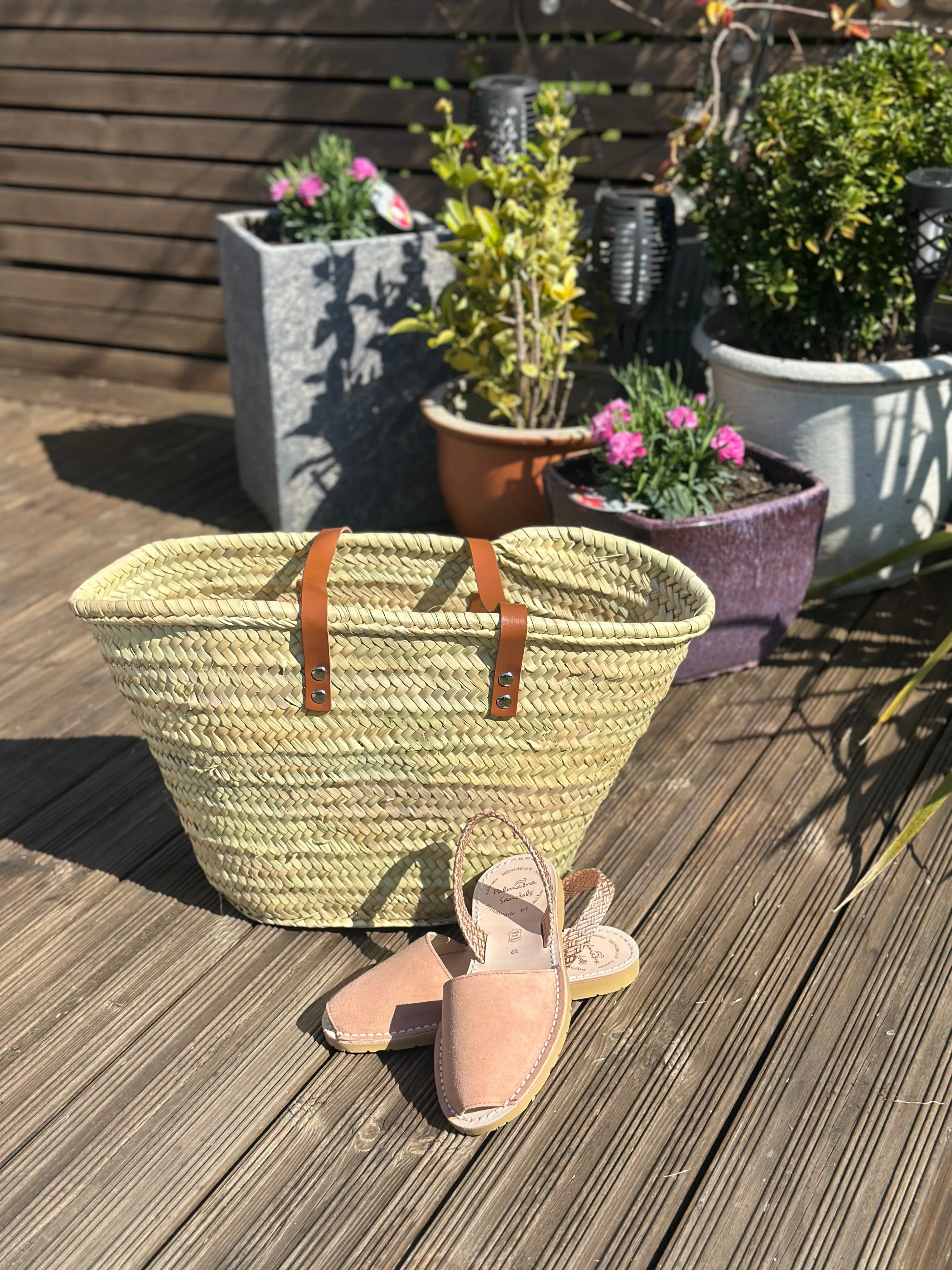 Pilar Rose Suede Avarcas