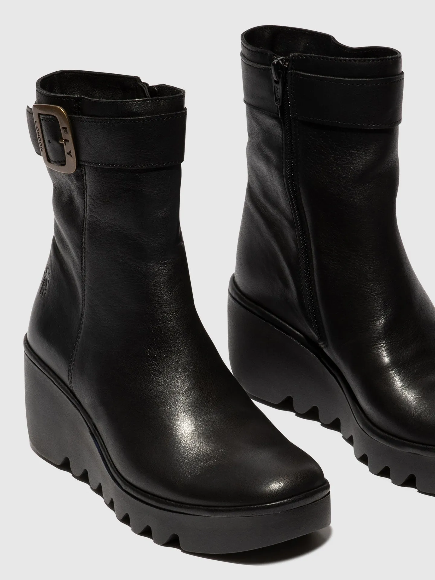 Zip Up Ankle Boots BEPP396FLY BLACK