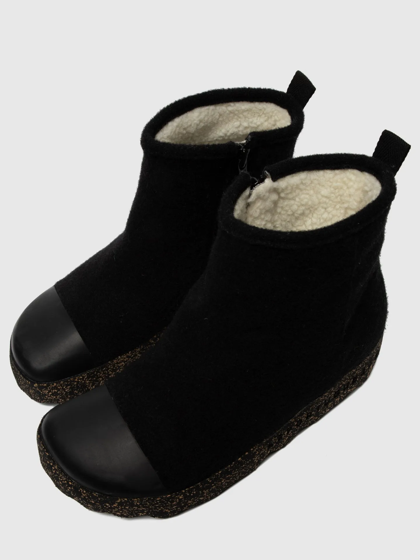 Zip Up Boots COSY Black